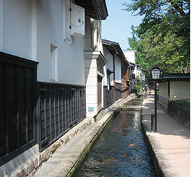 Seto River.Town of White-Walled Storehouses